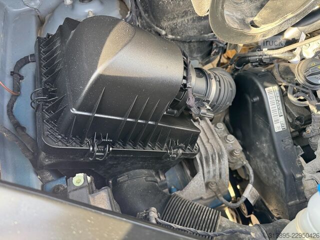 Sunkvežimis su platforma ir kranu VW Crafter, Doka, Crane HIAB T023- 3, Only 36.000 Km
