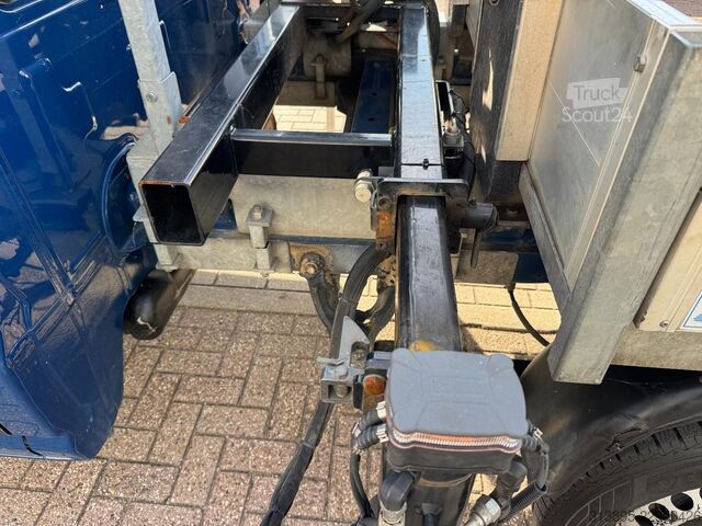 Sunkvežimis su platforma ir kranu VW Crafter, Doka, Crane HIAB T023- 3, Only 36.000 Km