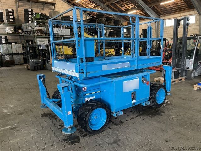 Pracovná plošina Skyjack SJ6826/32RT Gelände AH 9,92 Allrad Scher