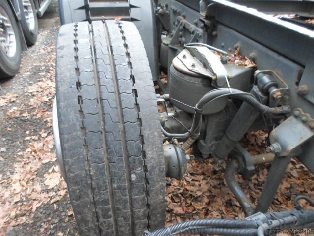 Șasiu de camion DAF XF 410/6x2/ SSC/ Ladebordwand