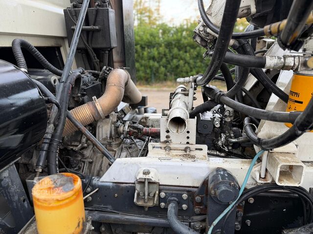 автобетоновоз Astra HD8 84.48-80