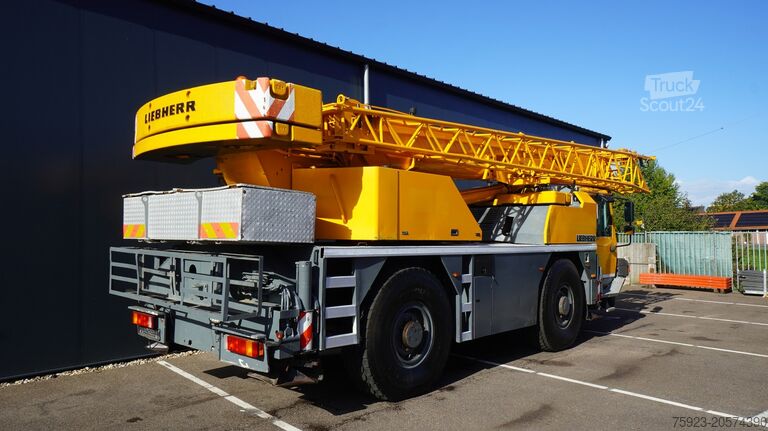 Camion cu macara Liebherr LTM 1030-2.1 WITH JIB