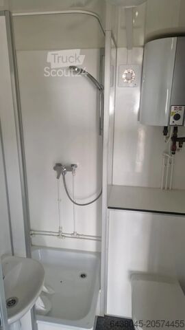 Контейнер за офис/жилище EASYWAGON 900cm woon-unit met 4 slaapkamers