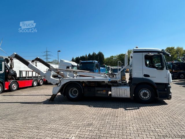 Billenőplatós teherautó MERCEDES-BENZ 1836 Meiller Absetzer 4x2