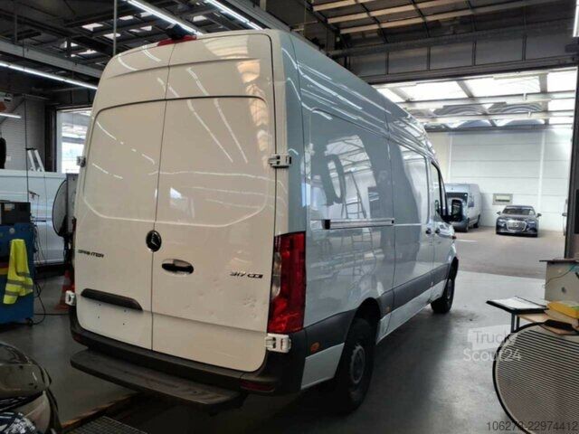 Fourgon Mercedes-Benz Sprinter 317 CDI,L2H2,Automatik,Kamera,Navi