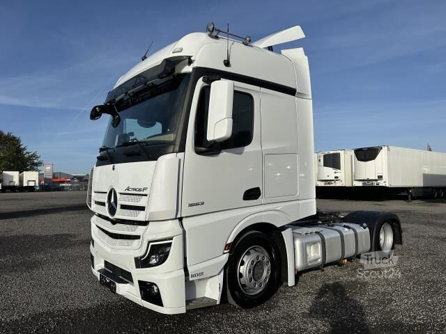 Trattore stradale volumetrico Mercedes-Benz 1853 LSNRL Actros BigSpace Retarder Lowliner