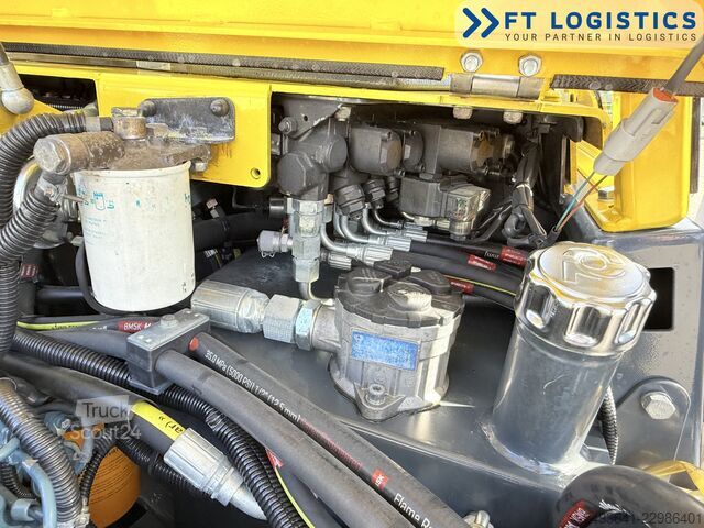 Fyrvägstruck Combilift CB3000 DIESEL TRIPLEX 5500 FREE-LIFT