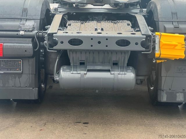 Standard SZM MERCEDES-BENZ ACTROS 1851 * TOP * ACC * 2X TANK * VOLL *