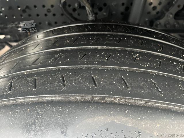 Standard SZM MERCEDES-BENZ ACTROS 1851 * TOP * ACC * 2X TANK * VOLL *