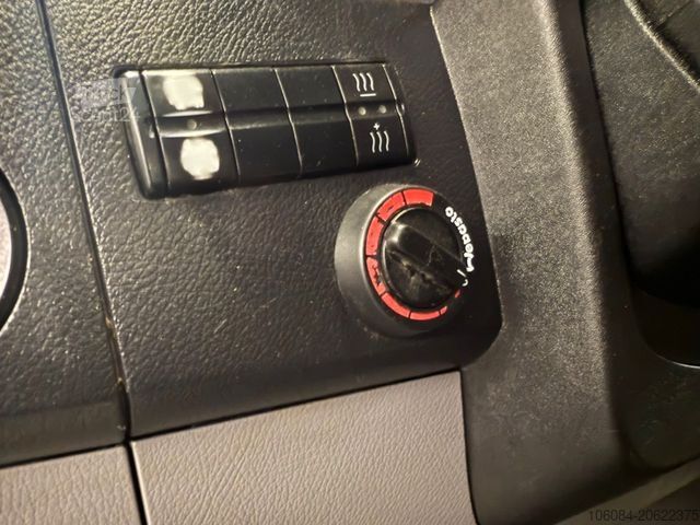 Transporter mit Kipper MERCEDES-BENZ Sprinter 516 DoKa Meiller 3 Seiten Kipper AHK