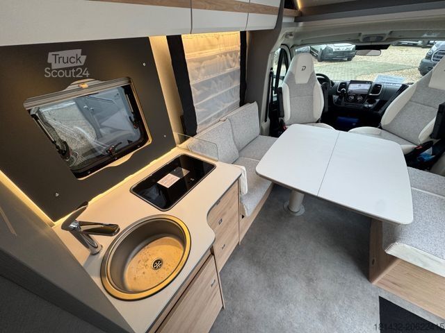 Camper semintegrato DETHLEFFS Just Camp Teilintegriert T 7052 EBL Modell 2026