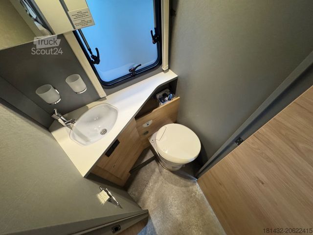 Camper semintegrato DETHLEFFS Just Camp Teilintegriert T 7052 EBL Modell 2026