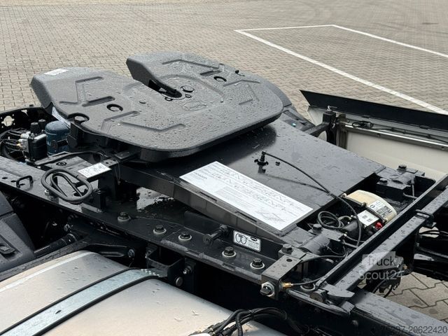 Cap tractor standard MAN TGX 18.520 LL SU D30 Retarder PTO & Hubsattel*