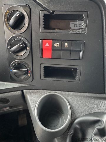 Skriňová dodávka MERCEDES-BENZ Atego 816/Möbelkoffer/Brake-Assist/Lane-Assi