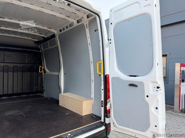 Dodávka s vysokou střechou IVECO Daily Kasten 3,0L  L2H2 35-180 AirPro AHK 3,5T