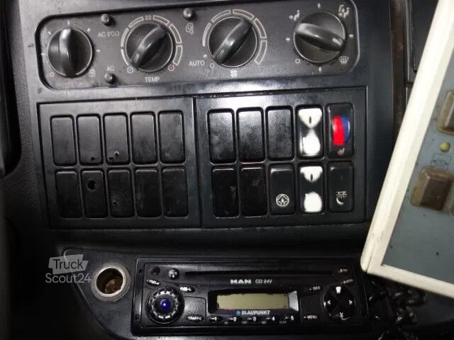 Zware belasting MAN TGA26-480 STEELSPRINGS,MANUAL GEARBOX,AIRCO,RET...