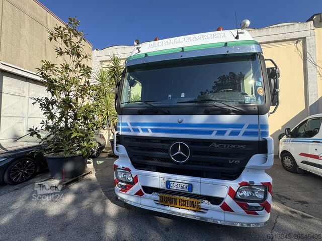 Tractora de carretera estándar Mercedes-Benz ACTROS 1850 V8