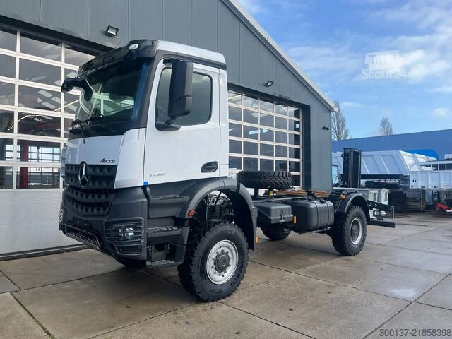 Chassis com cabina Mercedes-Benz Arocs 1736 AK 4x4 Chassis Cabin