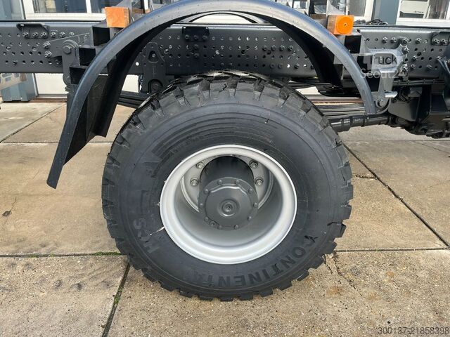 Chassis com cabina Mercedes-Benz Arocs 1736 AK 4x4 Chassis Cabin