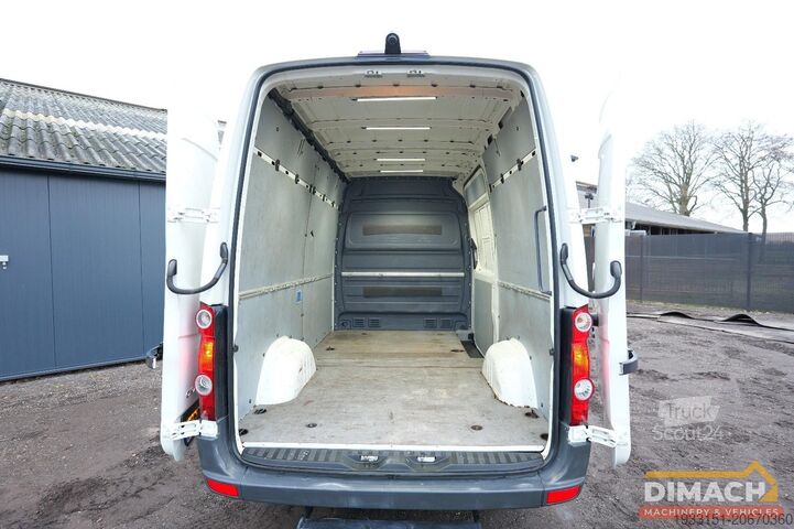 Kastenwagen Volkswagen CRAFTER Tempomat L2H2 airco Euro 5 - lage km - ...
