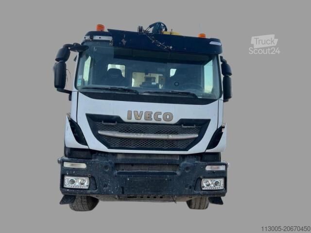 Betonpumpen-LKW Iveco TRAKKER 400