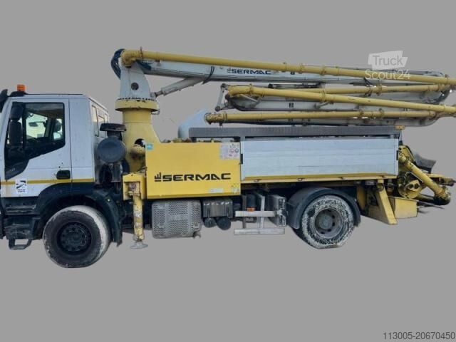 Caminhão bomba de concreto Iveco TRAKKER 400