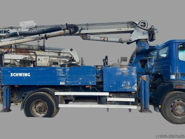 Betonpumpebil Mercedes-Benz 1835