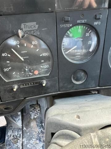 Betonpumpen-LKW Mercedes-Benz 1835