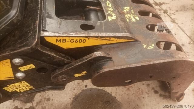 Sonstige  MB-G600