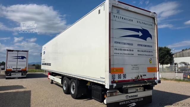 Kofferauflieger Krone Dry Liner