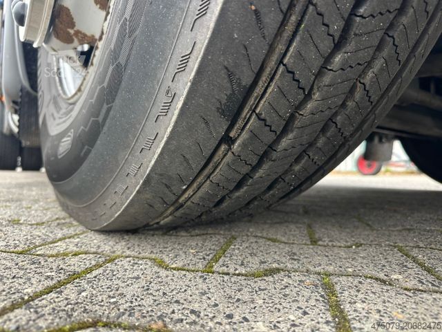 Tenteli düz yataklı kamyon SCANIA G 280 / LBW / Pritsche 7,3 m / 1 x Liege