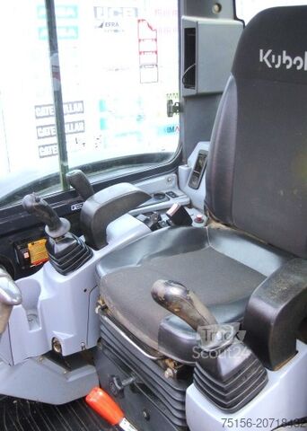 Trumpagalis ekskavatorius Kubota U55-4