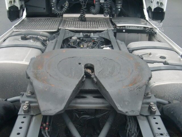 Standard SZM DAF XG 480 FT ACC