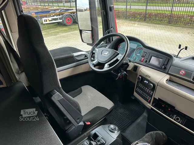 Hazardous substances MAN TGX 18.420 ADR (FL, AT), PTO, 10x vorhanden