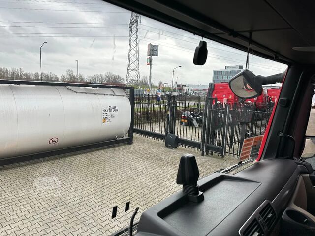 Hazardous substances MAN TGX 18.420 ADR (FL, AT), PTO, 10x vorhanden