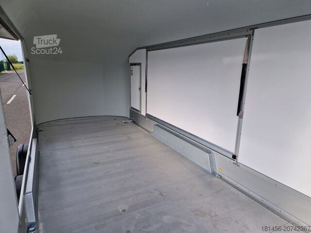 Kofferanhänger Debon C1000 Flügeltürer mit Heckrampe Pullman