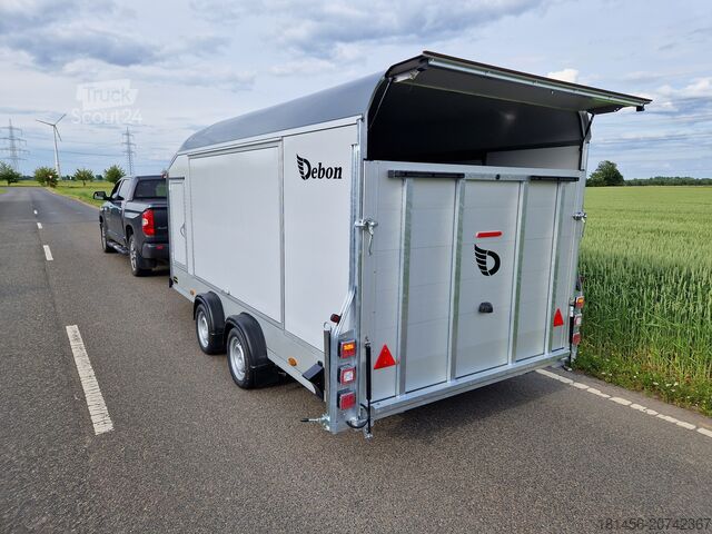 Kofferanhänger Debon C1000 Flügeltürer mit Heckrampe Pullman