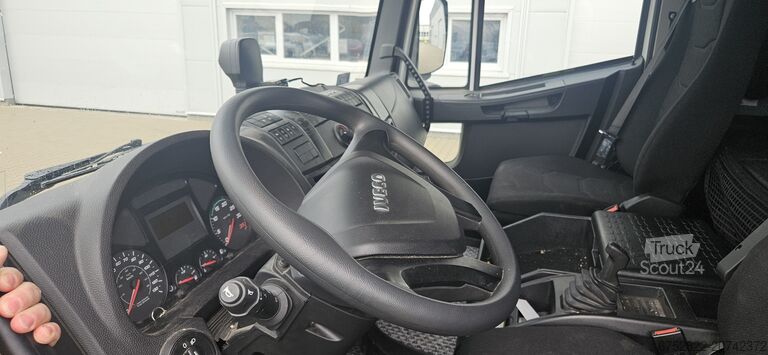 бордов камион с брезент Iveco EuroCargo 120