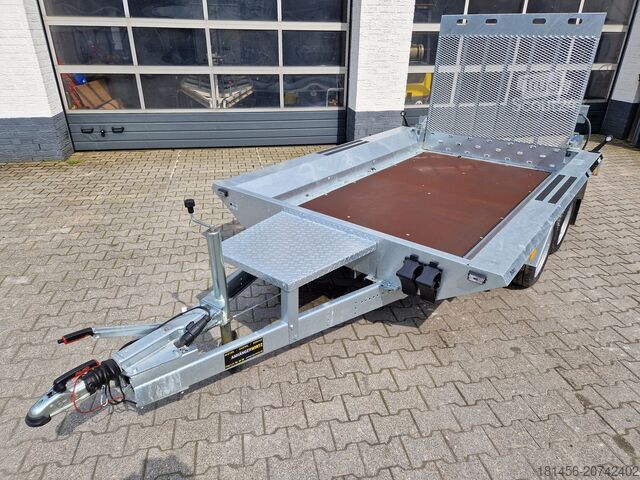 Bouwtrailer Martz 3500kg Bagger Maschinen Anhänger Auffahrklappe Nutzlast 2730kg aus Vorrat verfügbar
