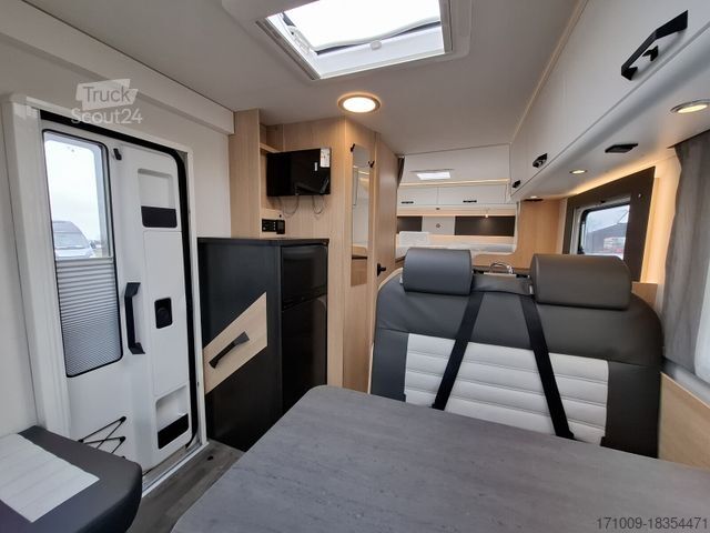 Autorulotă semi-integrată SUNLIGHT Adventure T 67S TV-Paket Combi 6E AWT isoliert