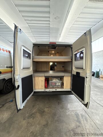 караван/автодом Fiat Ducato Weinsberg Carabus 600K | 2023 | EURO 6 | Venditore professionale