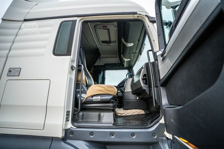 Standard tractor MAN TGX 18.440 XLX BLS