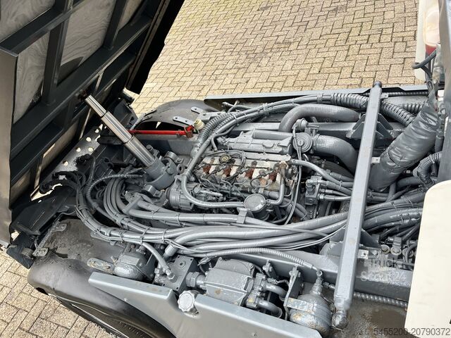 Įrankių laikiklis boschung P4T Werktuigdrager Stratenreinigingmachine Hog...