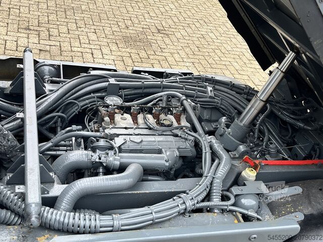 Įrankių laikiklis boschung P4T Werktuigdrager Stratenreinigingmachine Hog...