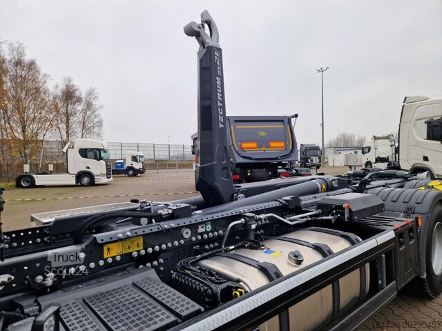 Kravas automašīna ar āķi SCANIA P420 / Meiller Tectrum RS21 / 2025