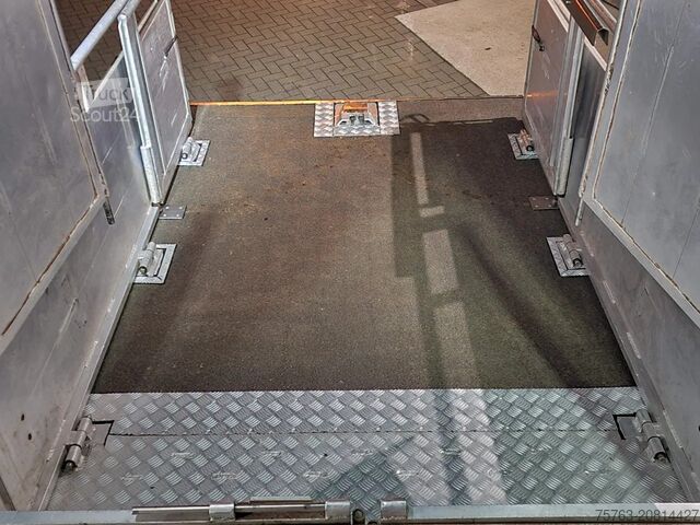 Transport de bétail Jumbo Bekkers 3 deck livestock - Ventilation - Loadli...