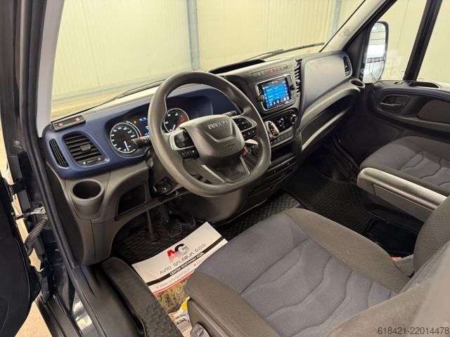 Panelvan IVECO Daily Kasten Automatic 2.3 D 155 3500KG AHK