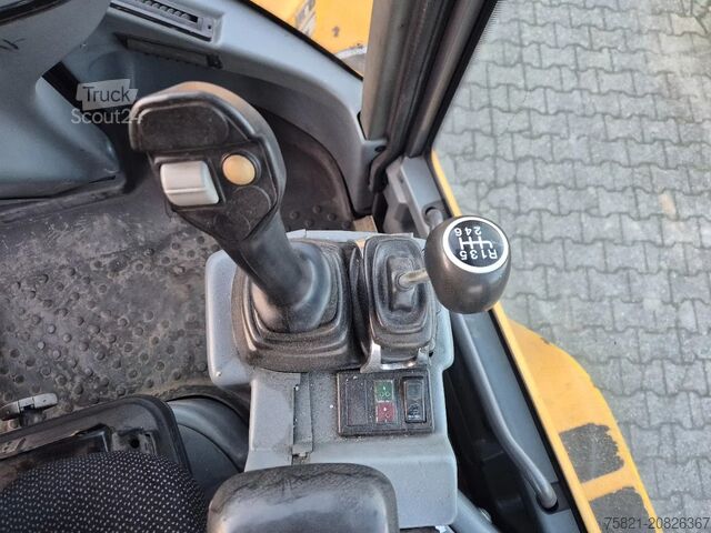 Nakladač Volvo L 35 B -Z