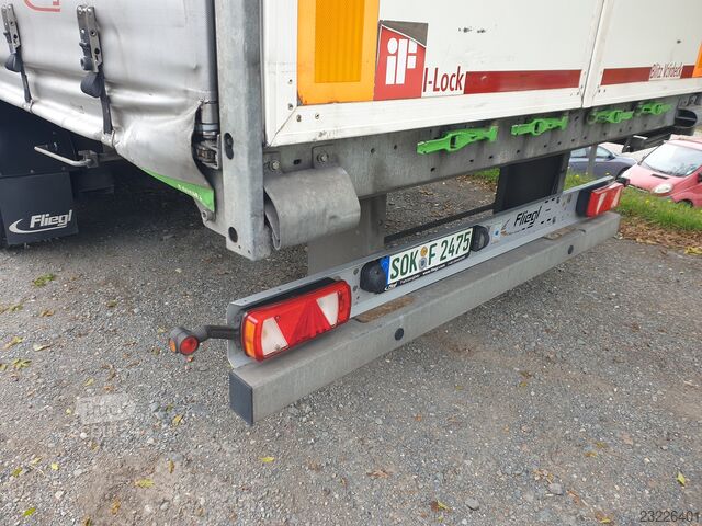 Plachtový návěs se žlabem na svitky Fliegl SDS 390 RoadRunner mit Coilmulde