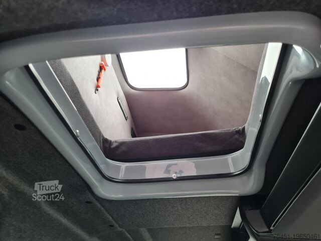 Transporter mit Pritsche & Plane Renault Master 35 Pritsche Schiebe Plane Schlafkab 10 PAL LUFTFEDER